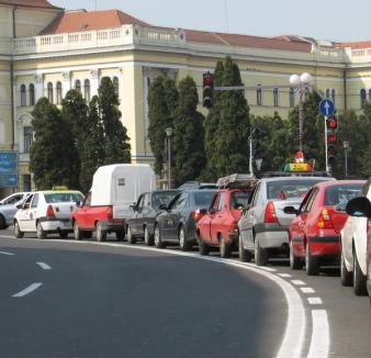 Primăria Oradea se consultă cu austriecii pe problema transportului şi a parcărilor